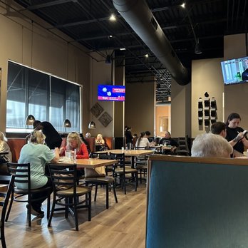Sixty Six Grill & Tap House - people sitting at tables - American Near Me - Thomasville, North Carolina