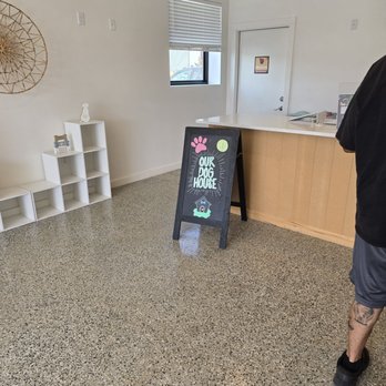 Our Dog House in Argyle - Signs inside front desk - Pet Boarding Near Me - Argyle, Texas Our Dog House in Argyle - Signs inside front desk - Pet Boarding Near Me - Argyle, Texas