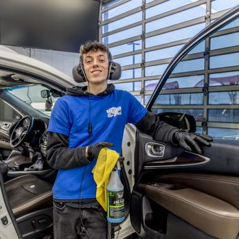 Zenetec - Veterans - Windshield Installation & Repair Near Me - Barrie, Ontario Zenetec - Veterans - Windshield Installation & Repair Near Me - Barrie, Ontario
