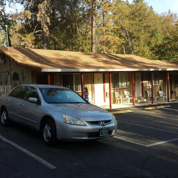 Shasta Lake Motel - Hotels Near Me - Lakehead, California Shasta Lake Motel - Hotels Near Me - Lakehead, California