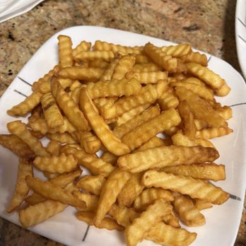 Elm Diner - French Fries - Diners Near Me - West Haven, Connecticut