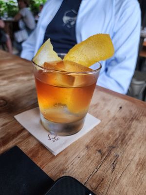 Wm. Farmer and Sons by null