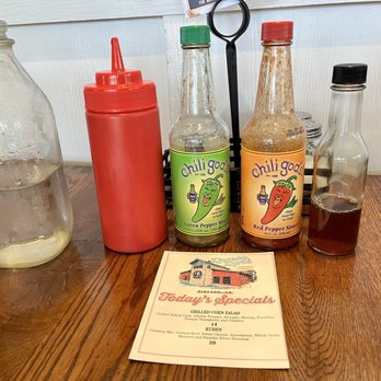 Russian River Brewing - Table condiments - Brewpubs Near Me - Windsor, California Russian River Brewing - Table condiments - Brewpubs Near Me - Windsor, California