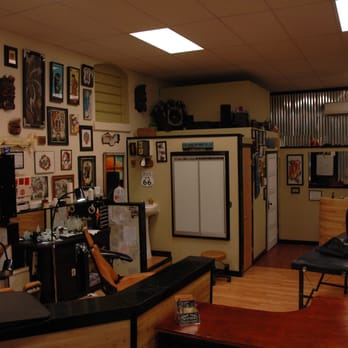 Ghost Town Tattoo - studio flics - Tattoo Near Me - Savannah, Georgia