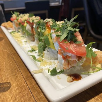 Amakara - Shrimp Mango roll - Sushi Bars Near Me - Dublin, California Amakara - Shrimp Mango roll - Sushi Bars Near Me - Dublin, California