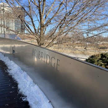 BP Pedestrian Bridge - Landmarks & Historical Buildings Near Me - Chicago, Illinois