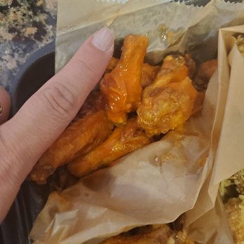 Fire Wings - Natomas - Small a** pieces of chicken - Chicken Wings Near Me - Sacramento, California Fire Wings - Natomas - Small a** pieces of chicken - Chicken Wings Near Me - Sacramento, California