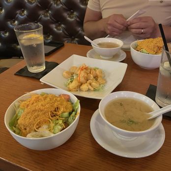 Kabuki Sushi Thai Tapas - Ginger salad & miso soup - Sushi Bars Near Me - West Palm Beach, Florida Kabuki Sushi Thai Tapas - Ginger salad & miso soup - Sushi Bars Near Me - West Palm Beach, Florida