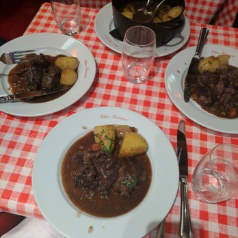 Chez Fernand - Beef Bourguignon - French Near Me - Paris, 75 Chez Fernand - Beef Bourguignon - French Near Me - Paris, 75