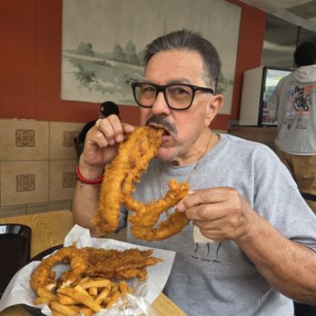 Carnaby St. Fish & Chips - Seafood Near Me - La Puente, California