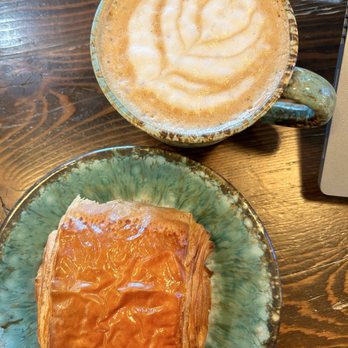 Ragamuffins Coffee House - Coffee & Tea Near Me - Laurel, Maryland Ragamuffins Coffee House - Coffee & Tea Near Me - Laurel, Maryland