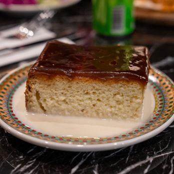 Istanbul Kebab House-Toronto - a piece of cake on a plate - Kebab Near Me - Toronto, Ontario Istanbul Kebab House-Toronto - a piece of cake on a plate - Kebab Near Me - Toronto, Ontario