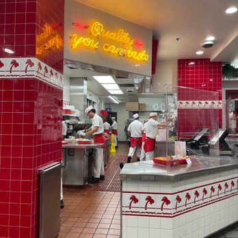 In-N-Out Burger - Burgers Near Me - Roseville, California