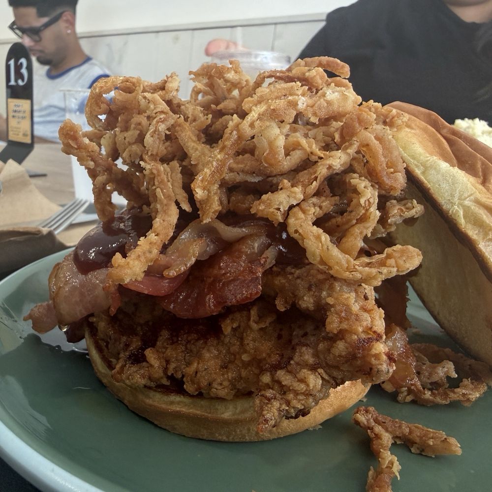 Honeybird - The western bird Sandwhich - Chicken Shop Near Me - La Cañada Flintridge, California Honeybird - The western bird Sandwhich - Chicken Shop Near Me - La Cañada Flintridge, California