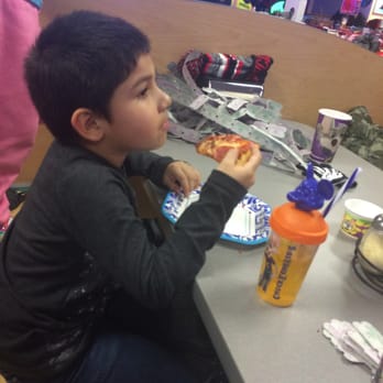 Chuck E. Cheese - Pizza was real good - Pizza Near Me - Streamwood, Illinois