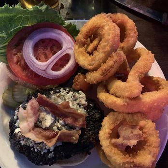 Guston's Grille - The star of the meal was the perfect onion rings. Best damn OR's in Woodstock. - American Near Me - Woodstock, Georgia Guston's Grille - The star of the meal was the perfect onion rings. Best damn OR's in Woodstock. - American Near Me - Woodstock, Georgia