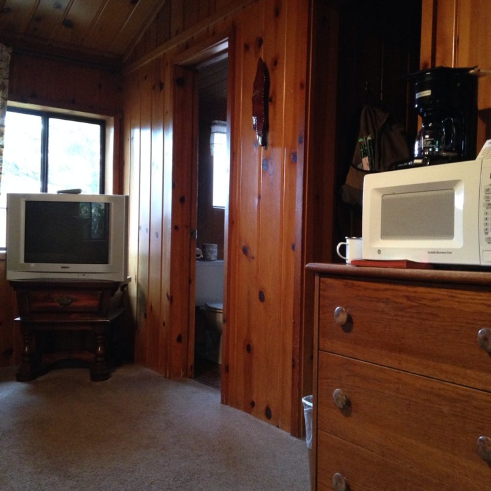 Ireland's Rustic Lodges - We love the wood walls and ceiling! - Hotels Near Me - Gold Beach, Oregon Ireland's Rustic Lodges - We love the wood walls and ceiling! - Hotels Near Me - Gold Beach, Oregon