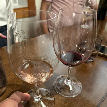 Vintner's Collective - Napa Valley - Wine Tasting Room Near Me - Napa, California