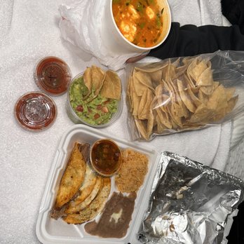 Camelia's Mexican Grill - Chicken Tortilla Soup, Birria Tacos, Large Guacamole - Mexican Near Me - Royal Oak, Michigan