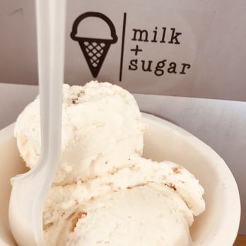 milk + sugar - Heart of Glass and Strawberry Almond Cheesecake - Ice Cream & Frozen Yogurt Near Me - Houston, Texas milk + sugar - Heart of Glass and Strawberry Almond Cheesecake - Ice Cream & Frozen Yogurt Near Me - Houston, Texas