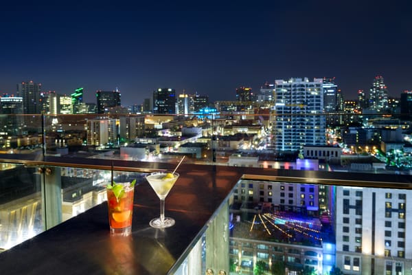 Altitude Sky Lounge by null