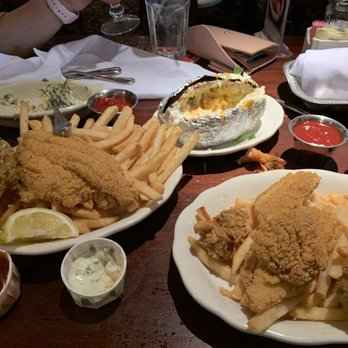 Pappadeaux Seafood Kitchen - Seafood Platter - Cajun/Creole Near Me - Austin, Texas Pappadeaux Seafood Kitchen - Seafood Platter - Cajun/Creole Near Me - Austin, Texas