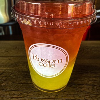Blossom Cafe - Passion tea lemonade - Coffee & Tea Near Me - Skippack, Pennsylvania
