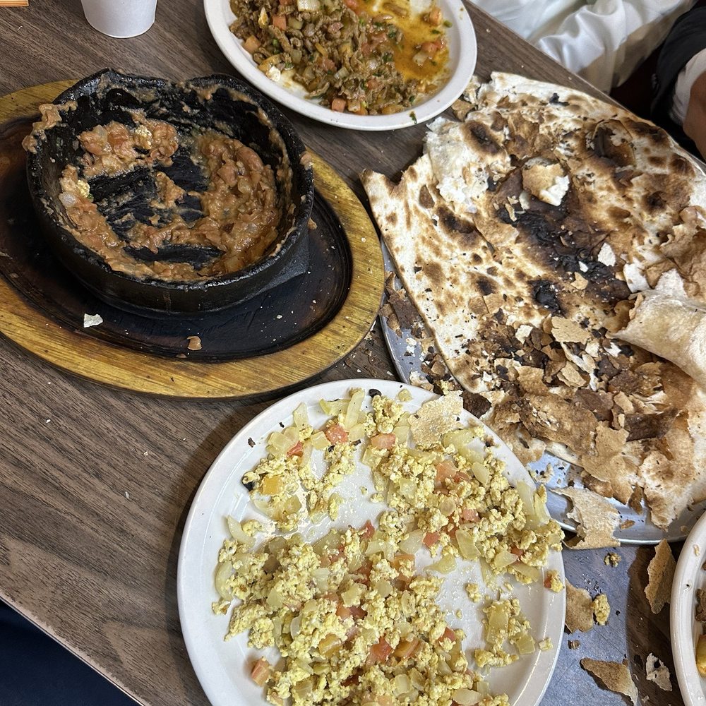Crave King Restaurant - Arabic Near Me - Lackawanna, New York