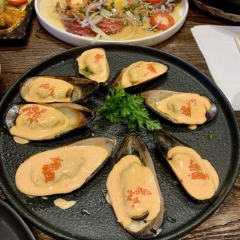HEM Kitchen And Bar - Vietnamese Near Me - Houston, Texas