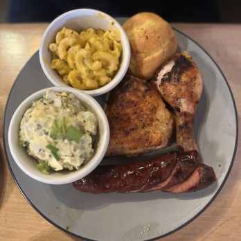 Humo Barbecue - Roasted chicken, hot link, hatch chile mac & cheese, potato salad - Barbeque Near Me - Las Vegas, Nevada Humo Barbecue - Roasted chicken, hot link, hatch chile mac & cheese, potato salad - Barbeque Near Me - Las Vegas, Nevada