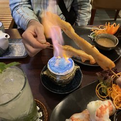Anh Tien Restaurant - Summer rolls, Mojito and chicken skewers, roasted on a little flaming grill, yummmm