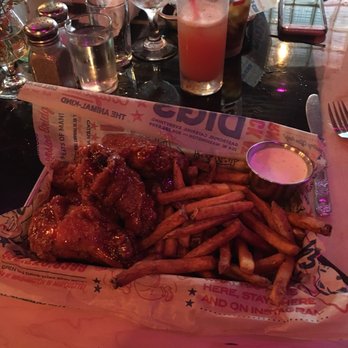 Digs Gastropub - Honey BBQ famous wings! - Burgers Near Me - Marquette, Michigan Digs Gastropub - Honey BBQ famous wings! - Burgers Near Me - Marquette, Michigan