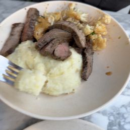 Horrible food presentation and quality