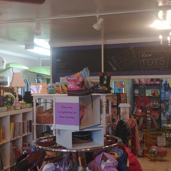 Traveling Pants - Nice shop - Toy Stores Near Me - Carpinteria, California