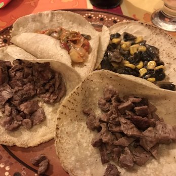 Tacos Lindas - Carne asada, pumpkin, & black trufffle con corn - Mexican Near Me - Bucerias, NAY