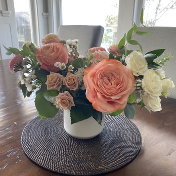 Wildflower - Dining room table - Florists Near Me - Capistrano beach, California Wildflower - Dining room table - Florists Near Me - Capistrano beach, California