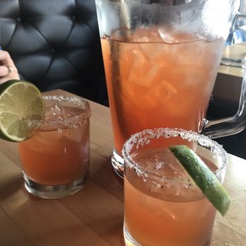Bakersfield Short North - Strawberry seasonal margarita - Bars Near Me - Columbus, Ohio