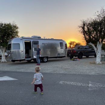 Orange Grove RV Park - RV Parks Near Me - Bakersfield, California