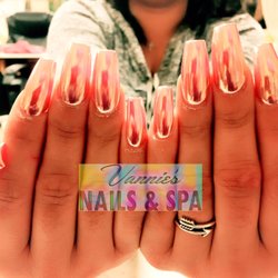 Vannie Nails and Spa
