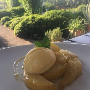 Cavas Wine Lodge - Amazing dessert - Hotels Near Me - Luján de Cuyo, M