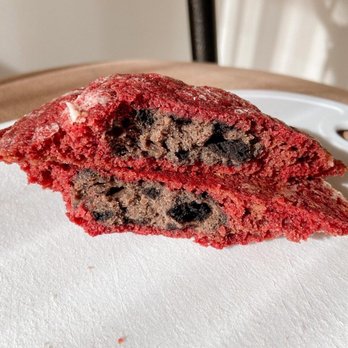 The Bubbly Tart - Oreo cheesecake stuffed red velvet cookie - Desserts Near Me - Omaha, Nebraska The Bubbly Tart - Oreo cheesecake stuffed red velvet cookie - Desserts Near Me - Omaha, Nebraska