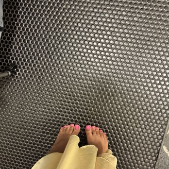 Rose's Nails - My toes nails - Nail Salons Near Me - Los Angeles, California