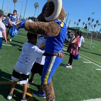 Edward Vincent Jr Park - La Rams Rampage with my kids ! - Parks Near Me - Inglewood, California