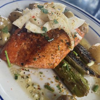 Mr. Fish Chips & Chowder - Rub with Love Copper River Sockeye Salmon - Seafood Near Me - Seattle, Washington