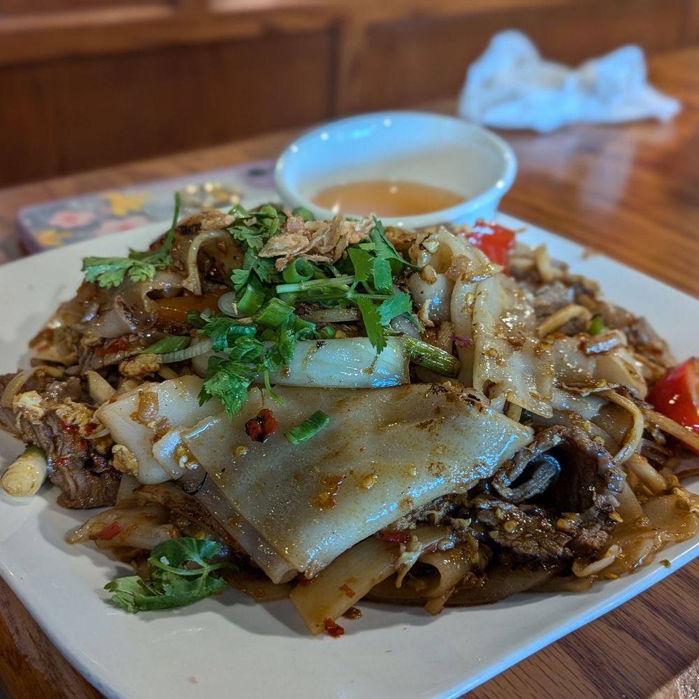 Jasmine Thai Restaurant - Pad Kee Mao - Thai Near Me - Tonawanda, New York