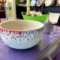 Ceramic Lodge - Project I was working on: A large bowl.