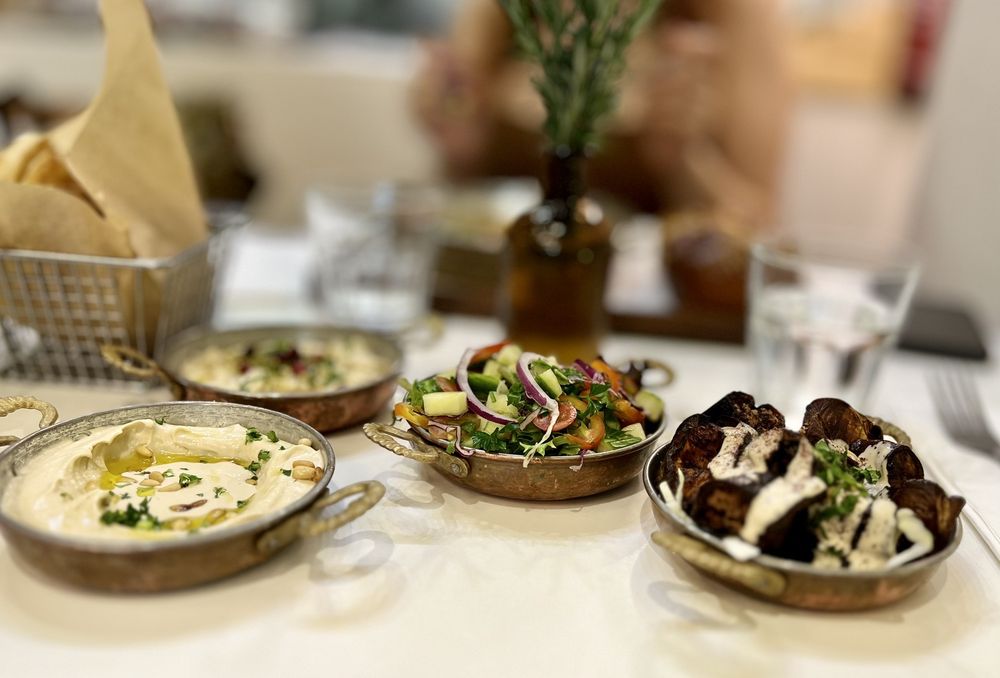 MOTEK DOWNTOWN Updated July 2024 709 Photos & 315 Reviews 36 NE