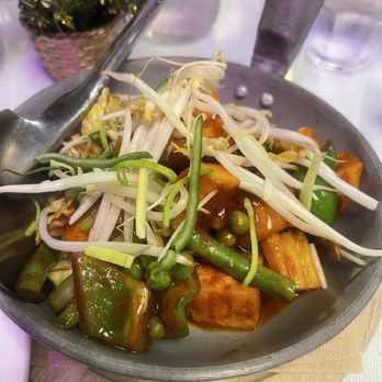 Boracay Garden Restaurant - Filipino Near Me - Auckland, AUK