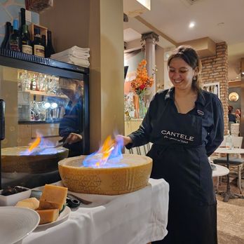 Impero Romano Trattoria - Pasta prep parmesan cheese wheel. - Italian Near Me - Den Haag, ZH