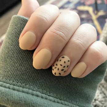 Domain Nails & Spa - Nail design with April - Nail Salons Near Me - Austin, Texas
